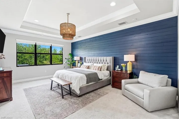 4432 Aurora St, Naples, Florida 34119