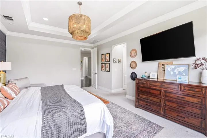 4432 Aurora St, Naples, Florida 34119