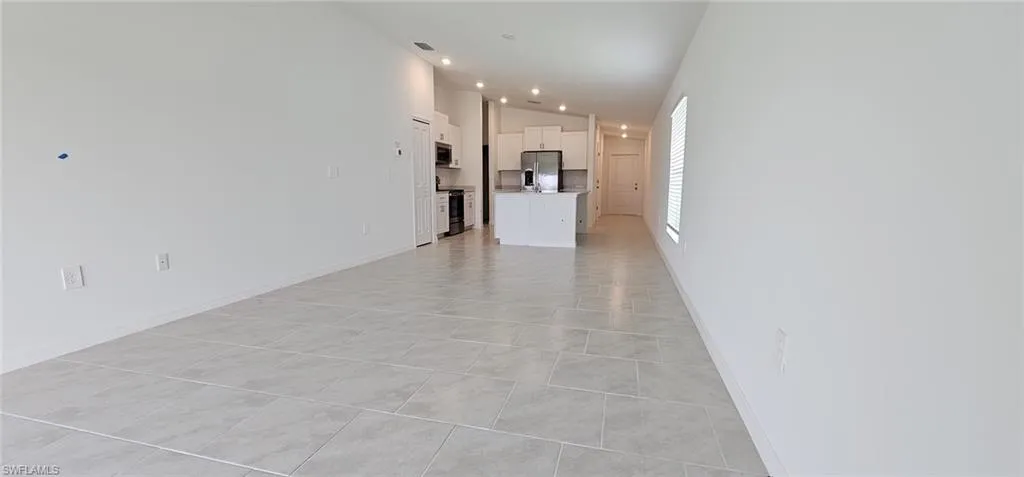 20190  Caroline Creek  PL, Lehigh Acres, FL 33974
