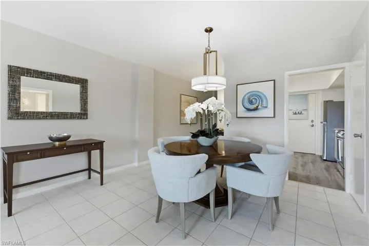 1977  Gulf Shore N BLVD, Naples, FL 34102