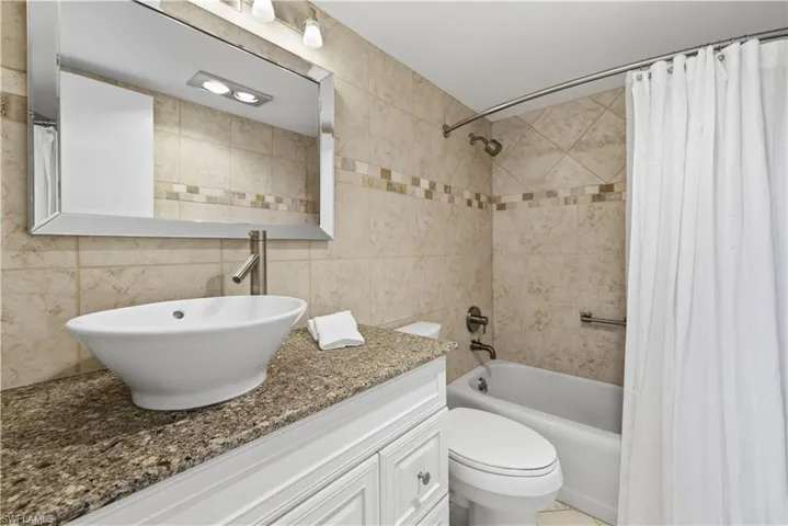 1977  Gulf Shore N BLVD, Naples, FL 34102