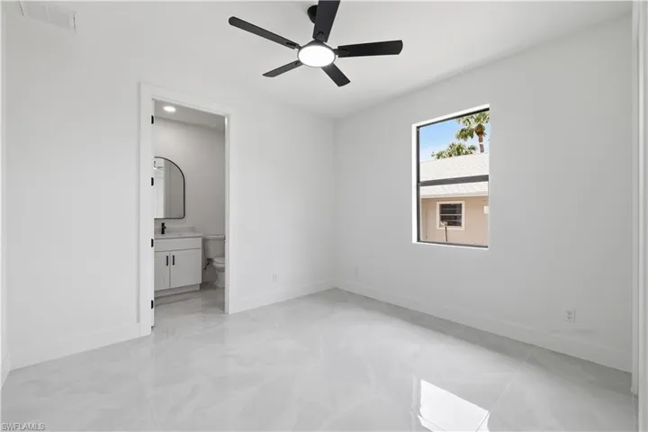 3811 Pearl St, Fort Myers, Florida 33916