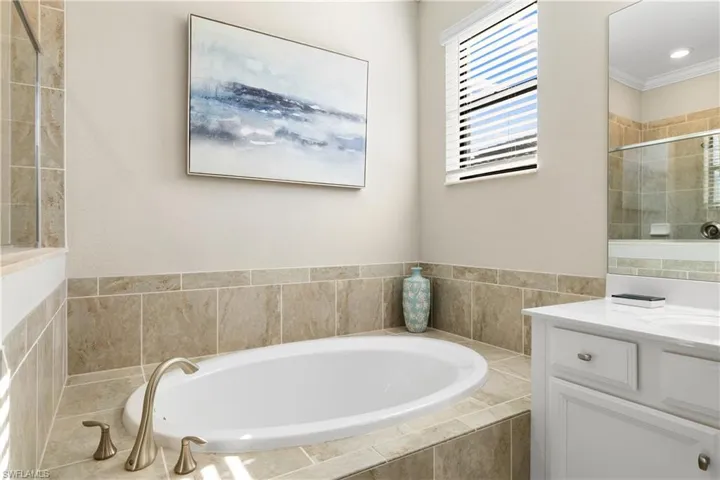 4698 Abaca Cir, Naples, Florida 34119