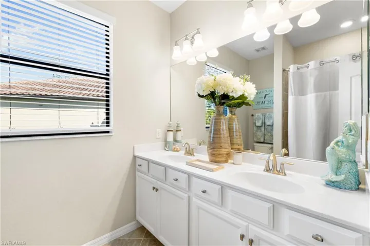4698 Abaca Cir, Naples, Florida 34119