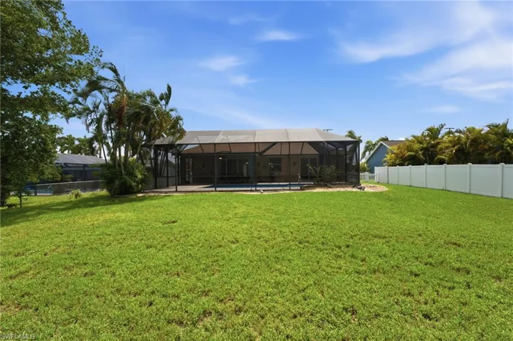 5936 Sw 1st Ct, Cape Coral, Florida 33914
