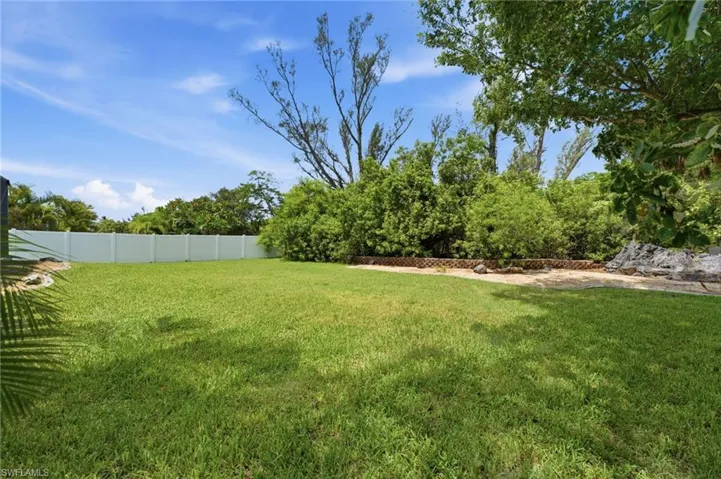 5936 Sw 1st Ct, Cape Coral, Florida 33914