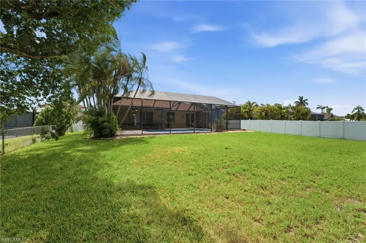 5936 Sw 1st Ct, Cape Coral, Florida 33914