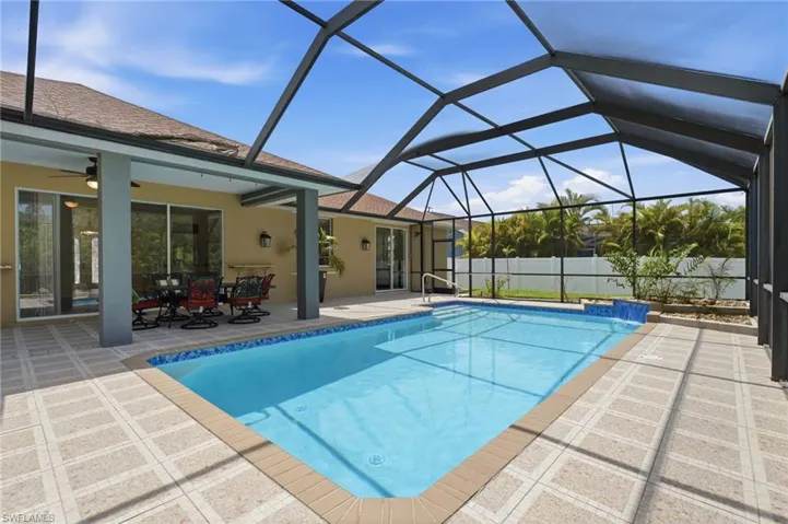 5936 Sw 1st Ct, Cape Coral, Florida 33914