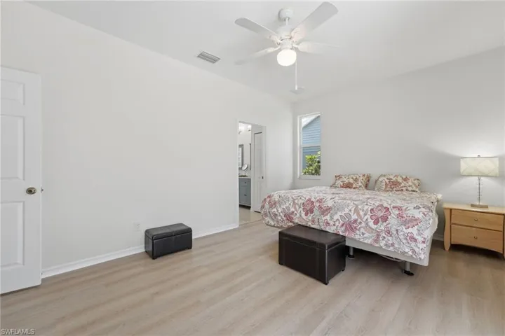 5936 Sw 1st Ct, Cape Coral, Florida 33914