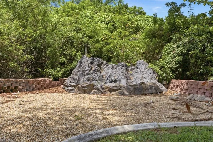 5936 Sw 1st Ct, Cape Coral, Florida 33914