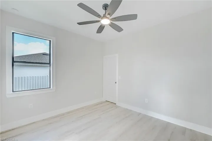 1019 Cedartree Ave, Lehigh Acres, Florida 33971