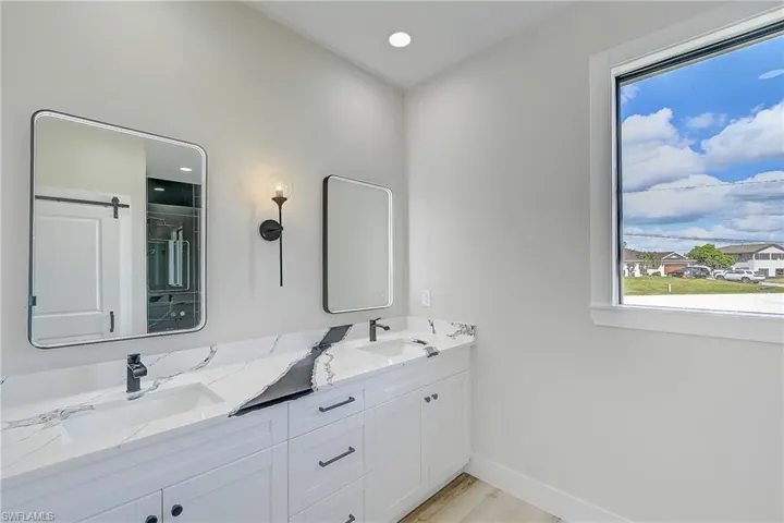 1019 Cedartree Ave, Lehigh Acres, Florida 33971
