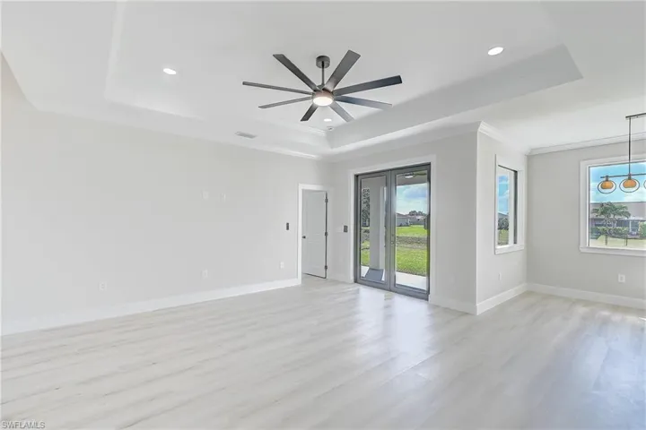 1019 Cedartree Ave, Lehigh Acres, Florida 33971