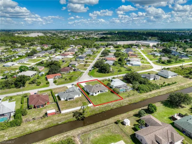 1019 Cedartree Ave, Lehigh Acres, Florida 33971