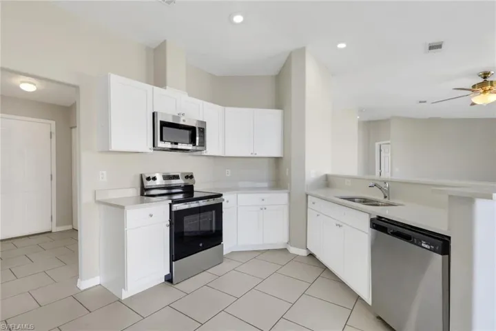 514  Moon  ST, Port Charlotte, FL 33954
