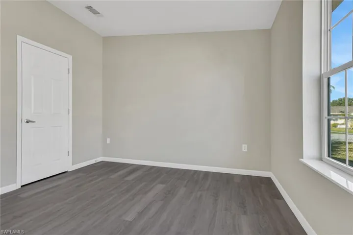 514  Moon  ST, Port Charlotte, FL 33954