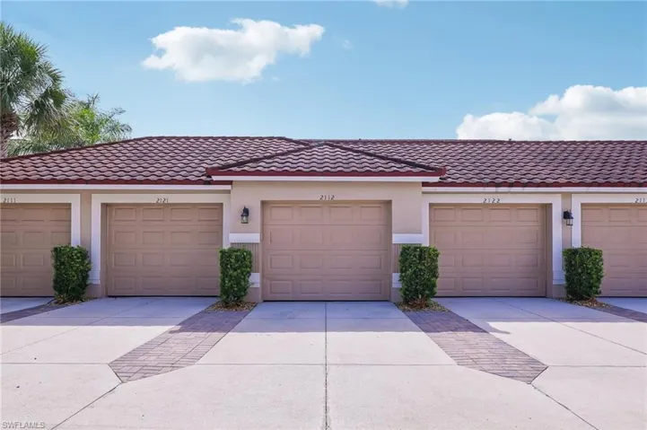 2810 Cypress Trace Cir 2112, Naples, Florida 34119