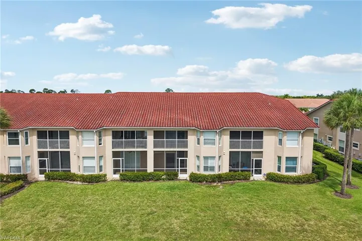 2810 Cypress Trace Cir 2112, Naples, Florida 34119