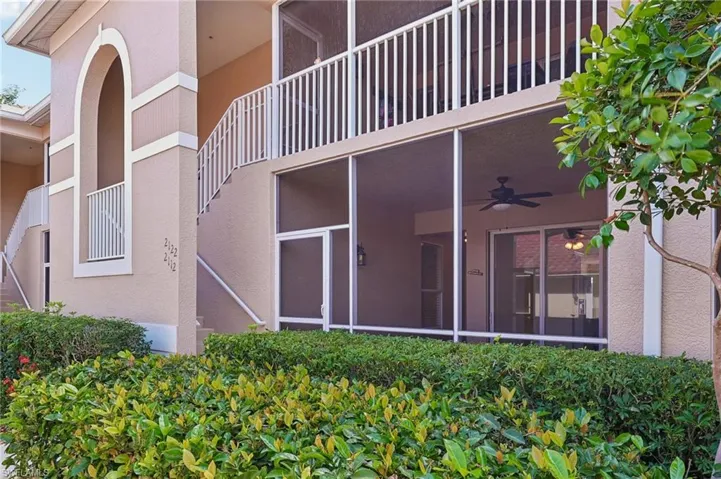 2810 Cypress Trace Cir 2112, Naples, Florida 34119