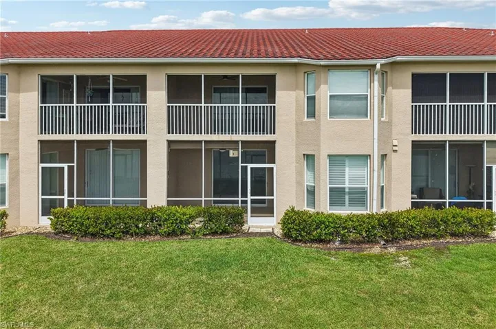 2810 Cypress Trace Cir 2112, Naples, Florida 34119
