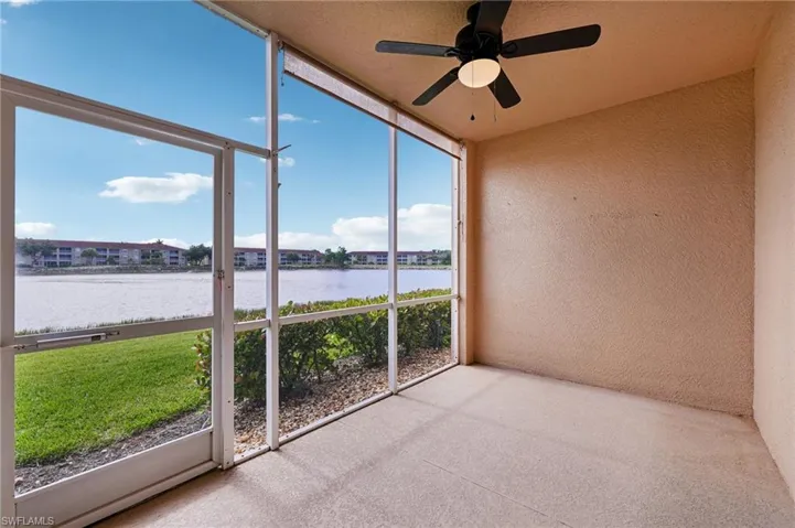 2810 Cypress Trace Cir 2112, Naples, Florida 34119