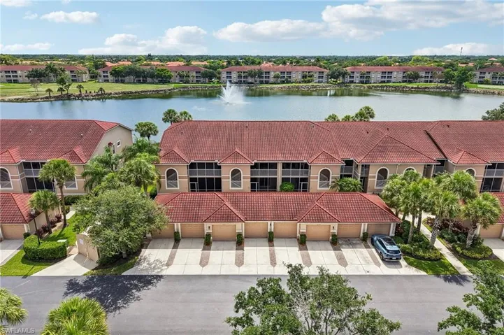 2810 Cypress Trace Cir 2112, Naples, Florida 34119
