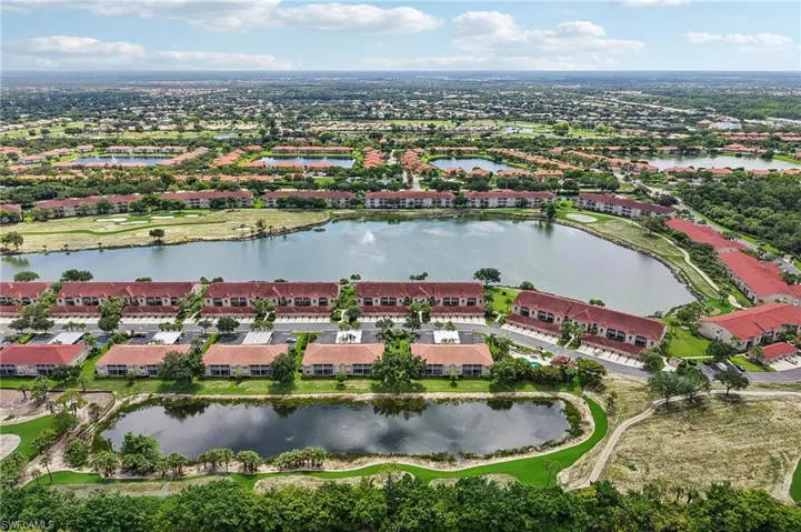 2810 Cypress Trace Cir 2112, Naples, Florida 34119