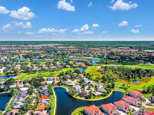Fantastic Golf Course Community