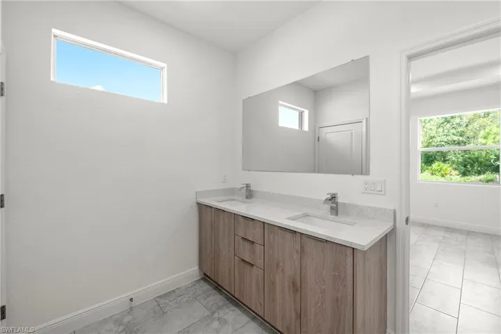 3300 SW 42  ST, Lehigh Acres, FL 33976
