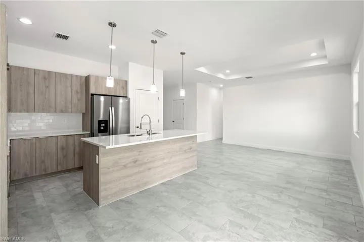 3300 SW 42  ST, Lehigh Acres, FL 33976