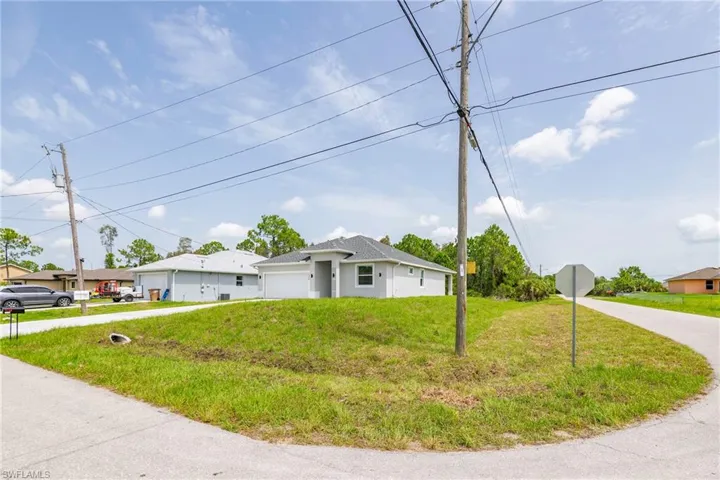 3300 SW 42  ST, Lehigh Acres, FL 33976