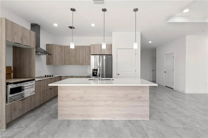 3300 SW 42  ST, Lehigh Acres, FL 33976
