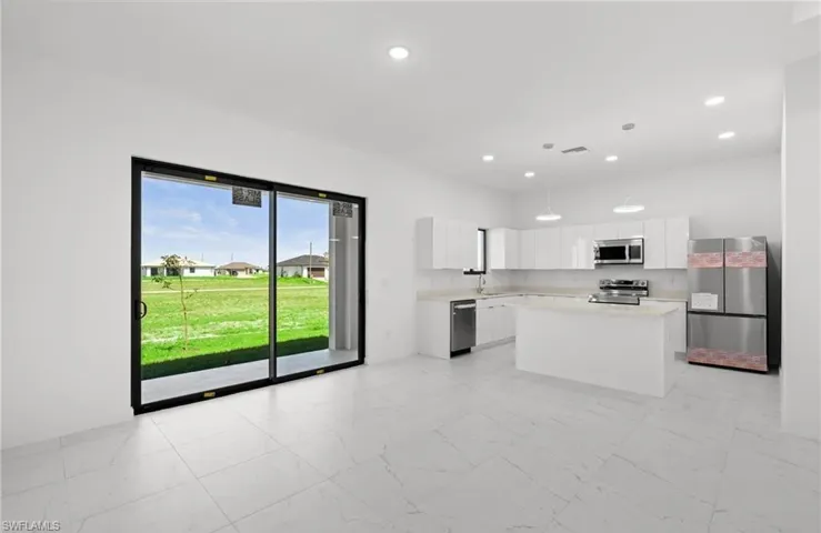 4105 Nw 38th Ter, Cape Coral, Florida 33993