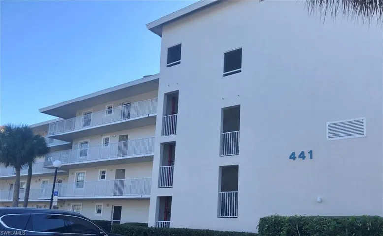 441 Quail Forest BLVD # A403, NAPLES FL 34105