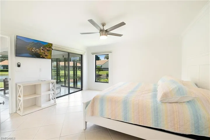 845  Reef Point  CIR, Naples, FL 34108