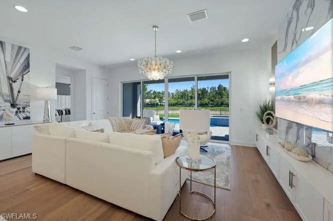 2872 Bloomfield Way, Naples, Florida 34112