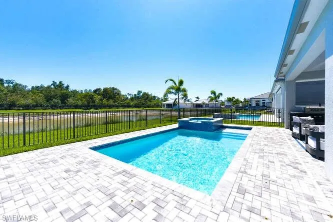 2872 Bloomfield Way, Naples, Florida 34112
