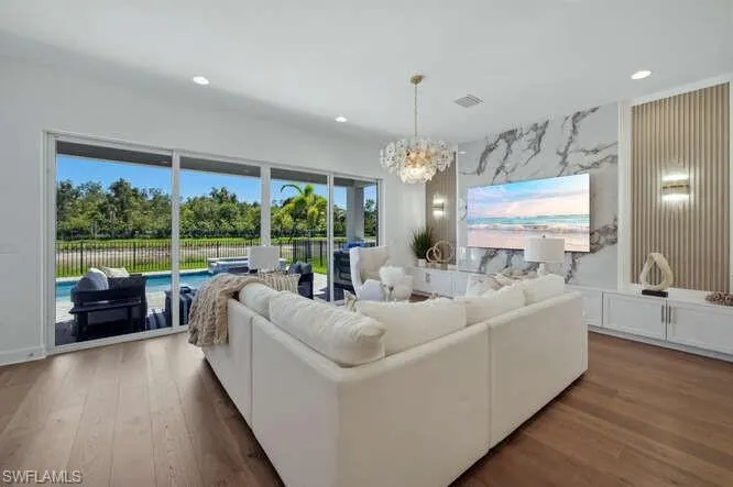 2872 Bloomfield Way, Naples, Florida 34112