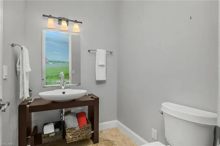 Second full Bathroom