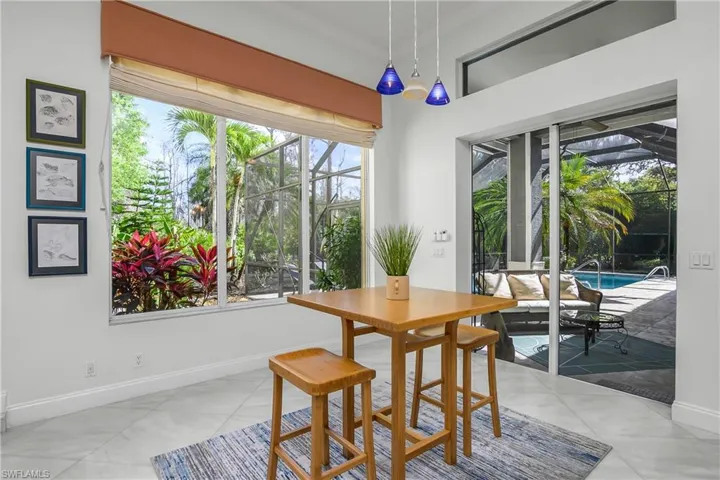 Eat in kitchen