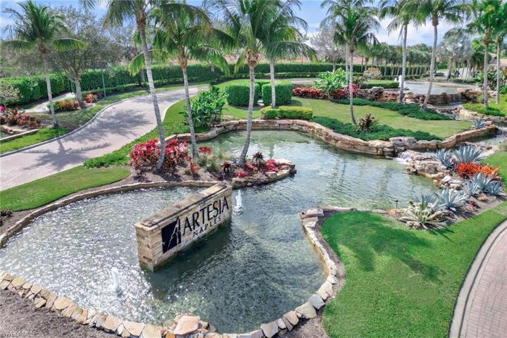 1598  Parnell  CT, Naples, FL 34113