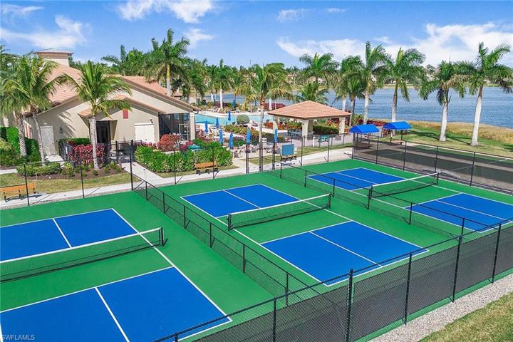 1598  Parnell  CT, Naples, FL 34113