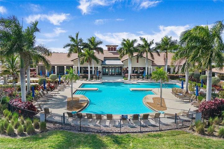 1598  Parnell  CT, Naples, FL 34113