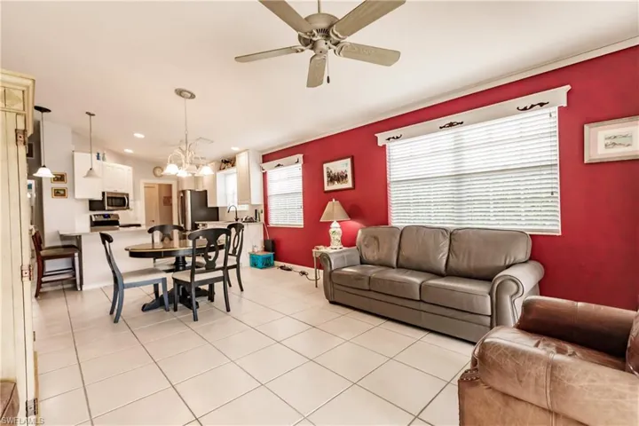 4852  Lasqueti  WAY, Naples, FL 34119