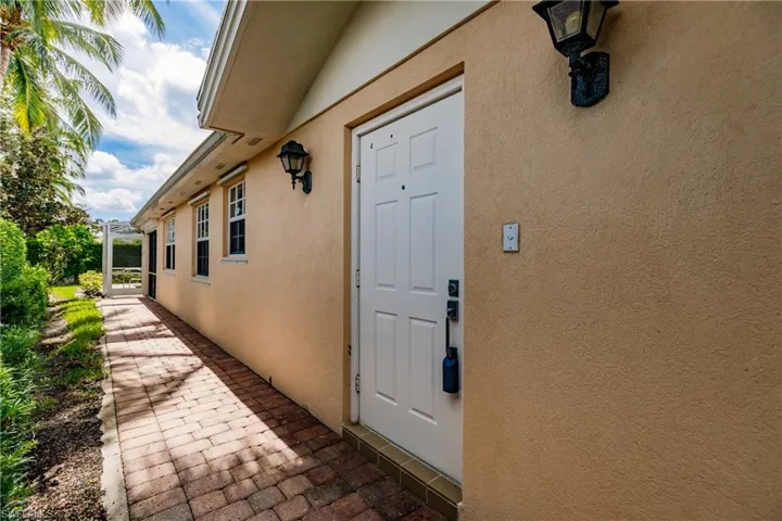 4852  Lasqueti  WAY, Naples, FL 34119