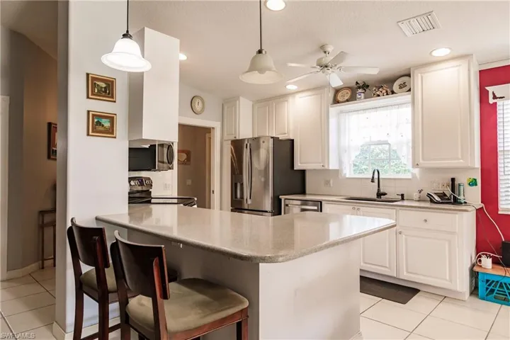 4852  Lasqueti  WAY, Naples, FL 34119