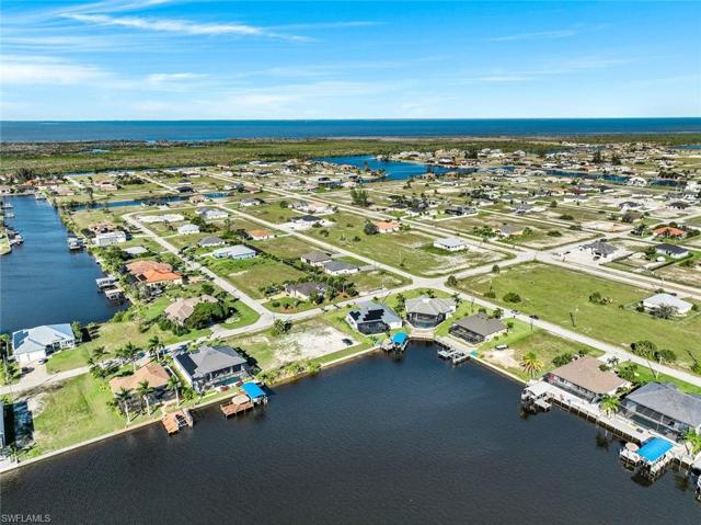 4236 NW 31st TER, CAPE CORAL FL 33993