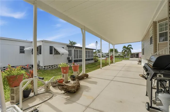 5 Monaco Ter, Naples, Florida 34112