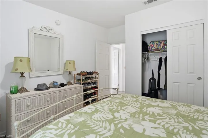 5 Monaco Ter, Naples, Florida 34112