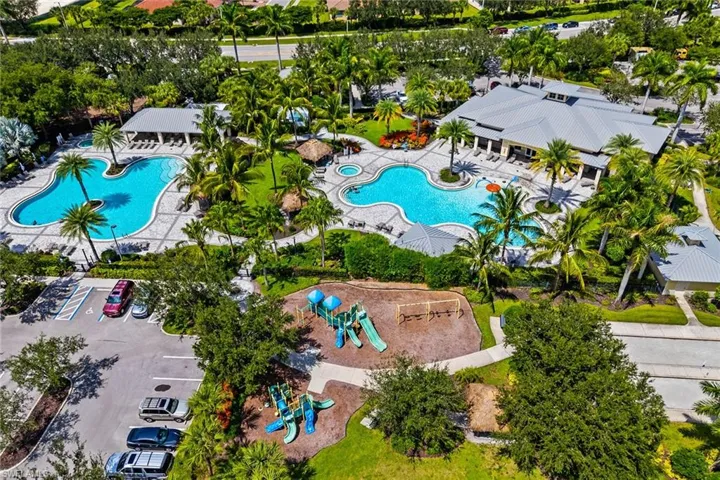 2667  Blossom  WAY, Naples, FL 34120